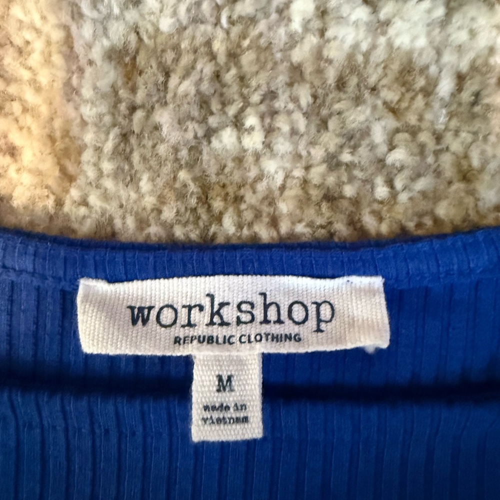 Blue Ribbed Tank Top - Picture 5 of 6